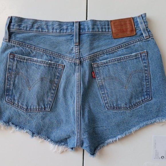 LEVI's 501 Original Short - Picture 2 of 2